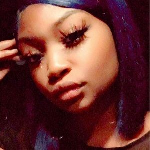 Meet your Posher, Glam